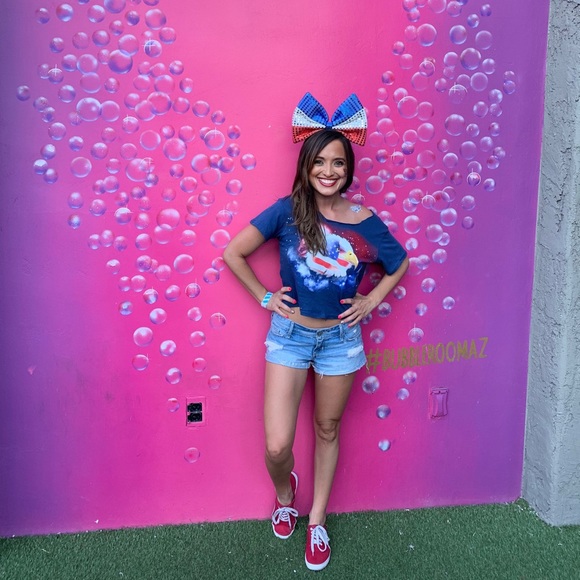 Meet your Posher, Stepheny - Picture 2 of 3